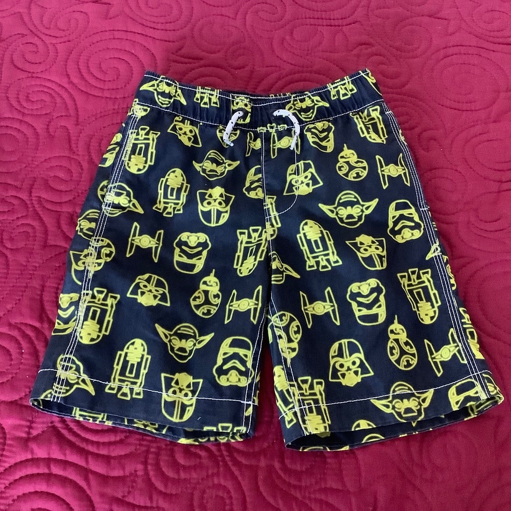 GAP Star Wars Boys Swim Trunks Black and Yellow/ Neon Print